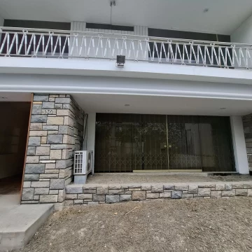ALQUILER CASA PARA OFICINA EN SAN ISIDRO (609-142-40)