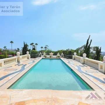 VENTA LUJOSA MANSION EN CASUARINAS (609-1071-1 LUCY)