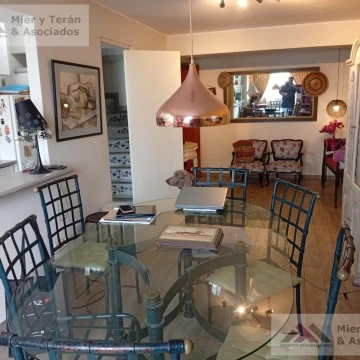 EXCELENTE DUPLEX CON 4 DORMITORIOS EN SANTA BEATRIZ   (609-1077-1)