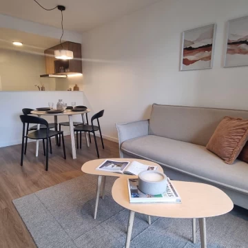Venta Apartamento Centro a Estrenar 2 dormitorios al frente
