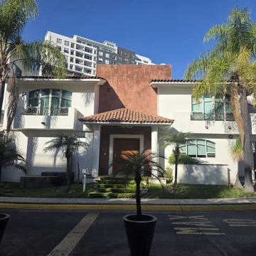 Casa en venta en Coto Los Manzanos, Zapopan
