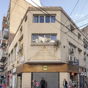 Oficina Venta en Azcuenaga 700