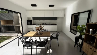 Casa en venta en  Funes,  3 dormitorios c/ cochera doble y amenities!