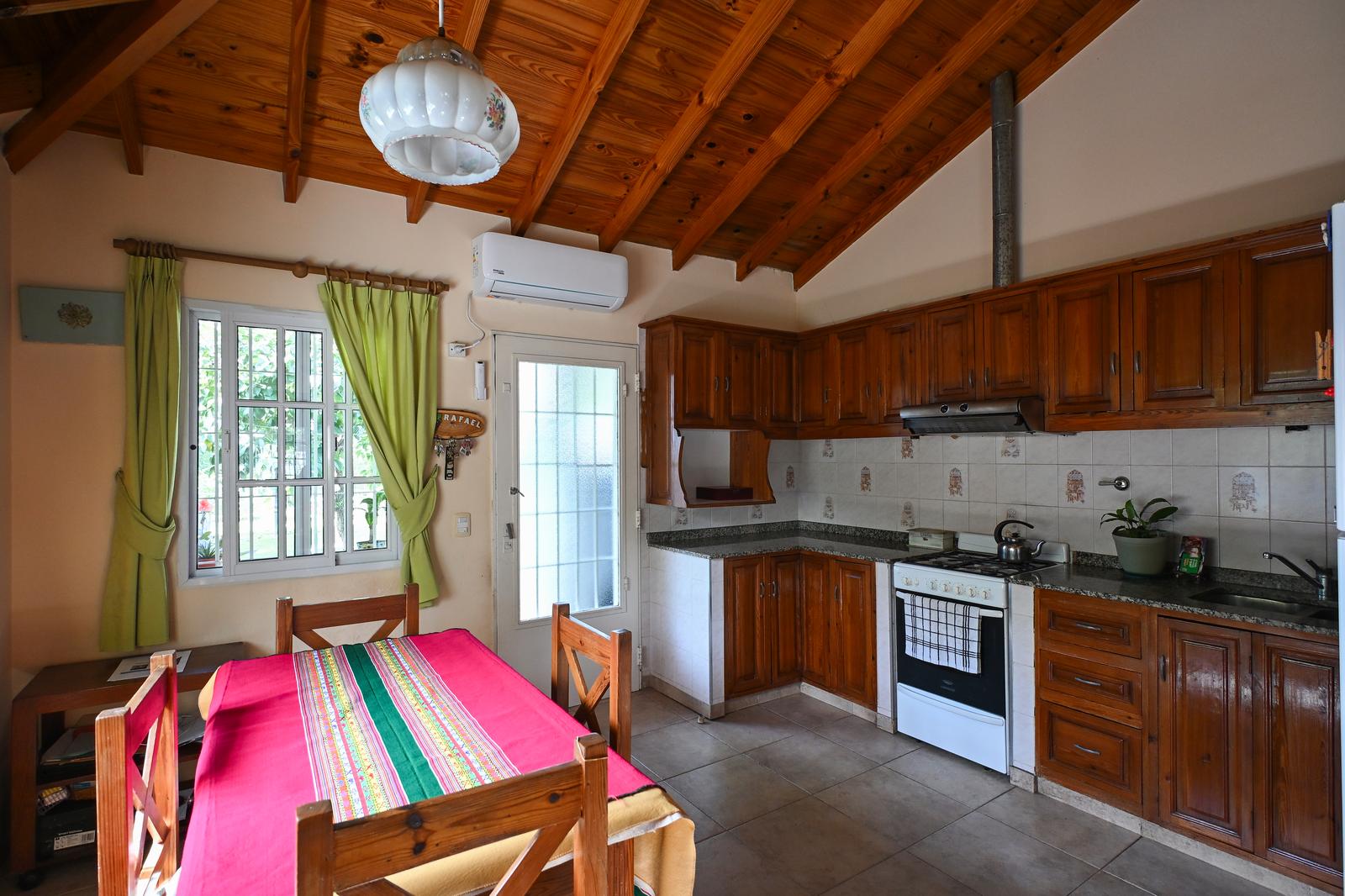 Cocina con comedor diario