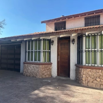CASA EN VENTA RODEO DE LA CRUZ CON TOUR VIRTUAL