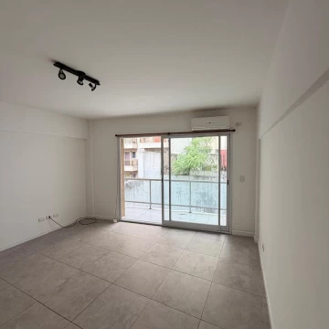 Alquiler Monoambiente Amplio c/ amenietes Balvanera
