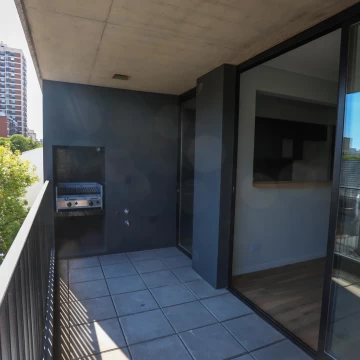 Amplio departamento 3 ambientes – Parque Chacabuco