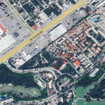 Terreno en Venta en Playacar Fase II