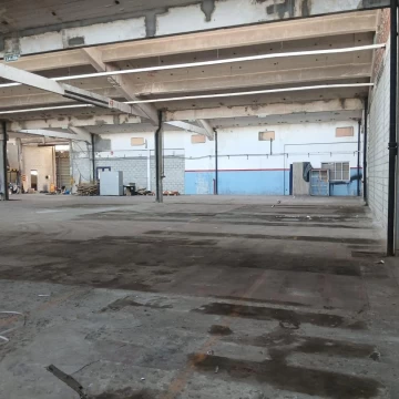 Depósito de 1034 m2 cubiertos en Florida