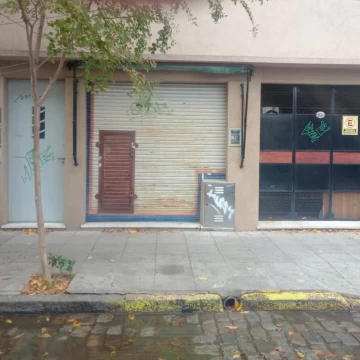 Junin  al 1100 - Deposito en Alquiler - San Fernando