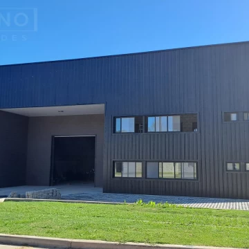 Alquiler Comercial Galpón 1000m1 Parque Industrial. Pavon. Exaltacion de la Cruz