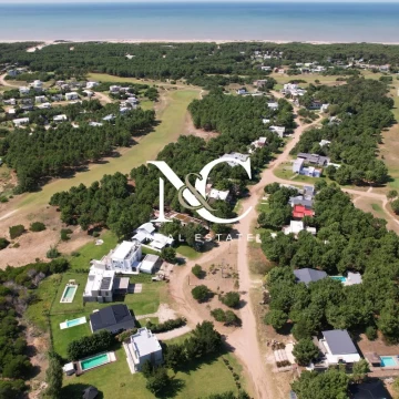 Lote Terreno en venta en Costa Esmeralda
