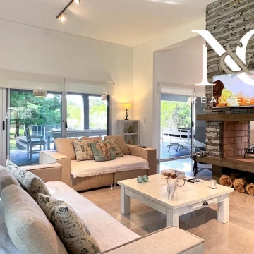 Casa en venta en Costa Esmeralda Gas natural