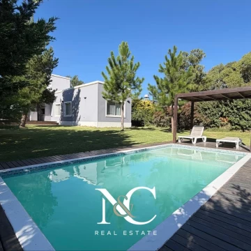 Casa en venta en Costa Esmeralda, Barrio Golf