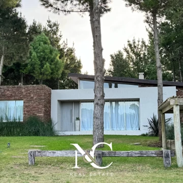 Casa en venta en Costa Esmeralda con Gas Natural