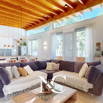 Casa en  alquiler en Costa Esmeralda 5 ambientes