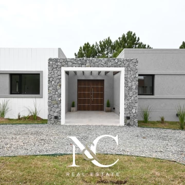 Casa en venta en Costa Esmeralda 5 amb.
