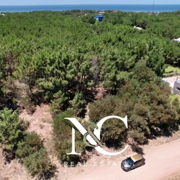 Terreno Lote en venta en Costa Esmeralda arbolado
