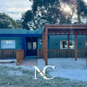 Casa en Venta en Costa Esmeralda, barrio Deportiva