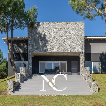 Casa en  venta en Costa Esmeralda