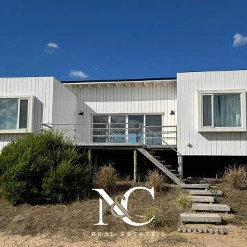 Casa en  venta en Costa Esmeralda con fondo libre