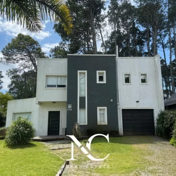 Casa en venta en La Lucila
