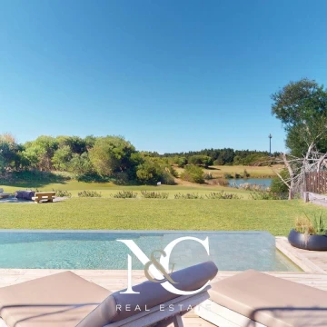 Casa en Venta en Costa Esmeralda al golf