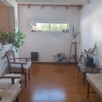 PH en venta  planta alta - tres dormitorios- un baño-sin expensas -zona norte