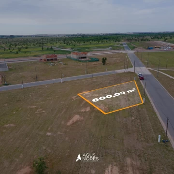 600 m Lote Comercial Docta Parque