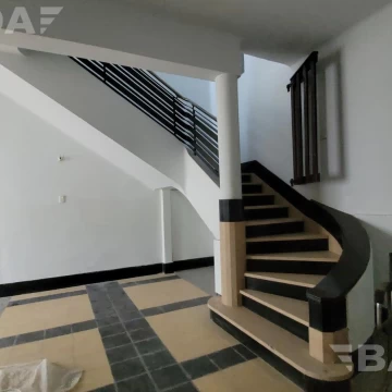 1776805592.jpg