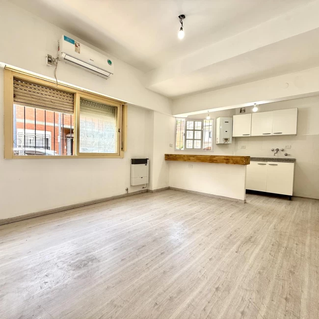Departamento - Caballito-Venta- OPORTUNIDAD- PLANTA BAJA-