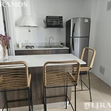Departamento de 2 amb AMOBLADO, en alquiler  en Chateau del Palmar.