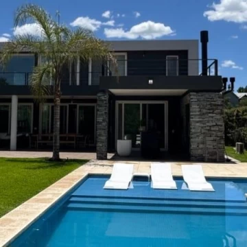 Casa de 5 amb a la Venta en Estancias del Pilar Barrio El Recuerdo