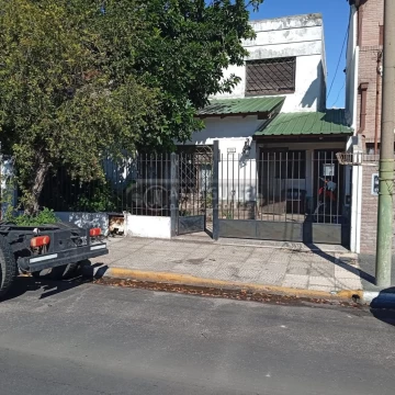 Casa en venta San Antonio De Padua Sur 4 ambientes