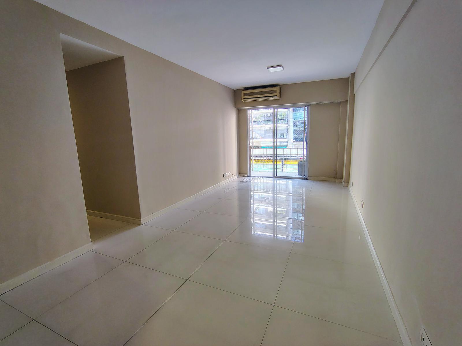 VENTA de Departamento de 4 Ambientes con Lavadero y Balcón en Palermo