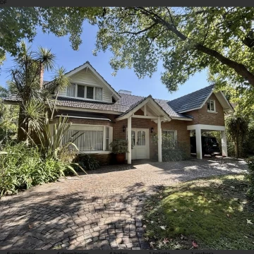 Casa con Suite en PB en La Delfina