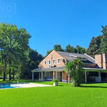 Venta Casa 6 amb Pileta Gimnasio Apto Crédito Comarca del Sol