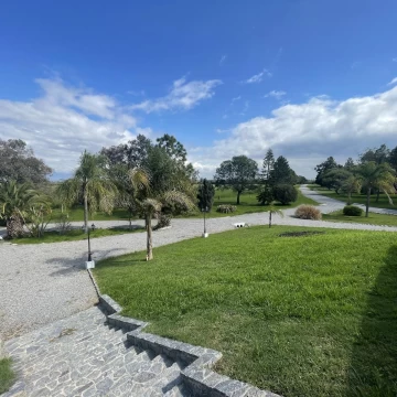 Estancia boutique en Carmelo con vistas al Río – 24 ha totalmente equipada