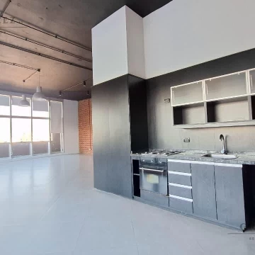 Loft con terraza en esquina con cochera - Molina Ciudad