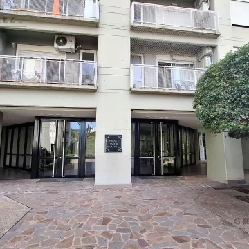Departamento 4 ambientes en Abasto