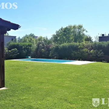 3 Dormitorios y Servicio. Alquiler s/m y Venta.
