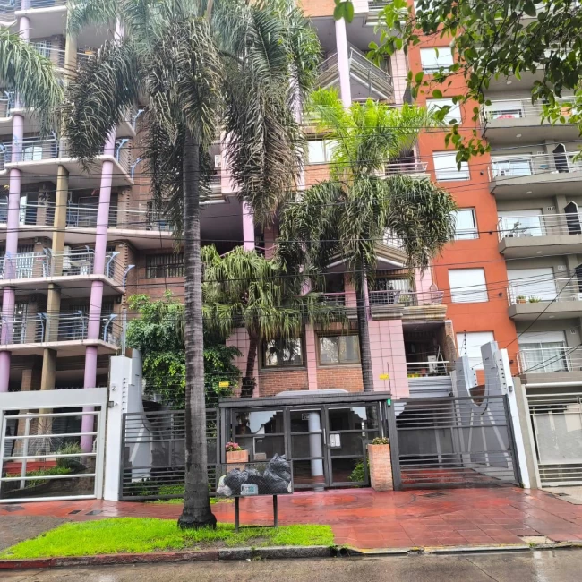 Venta Departamento 3 Ambientes con Balcon en Moron Norte