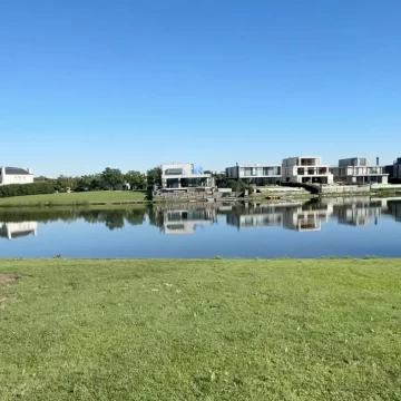 Lote al Agua en Virazon, Nordelta 