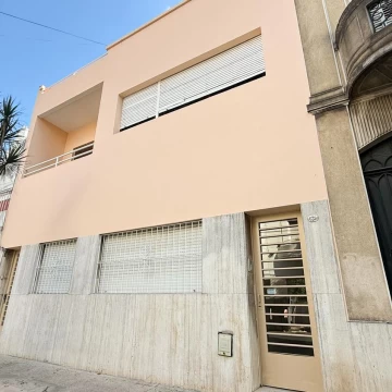 Venta de PH de 3 ambientes en Almagro