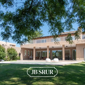 Casa en venta de 4 dormitorios en La Santina