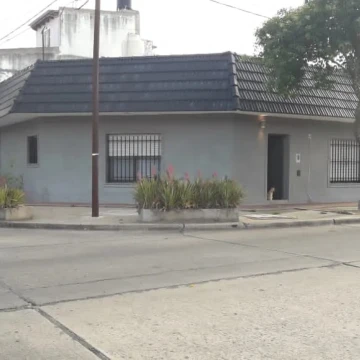 MINA CLAVERO 1105 (Rosario)