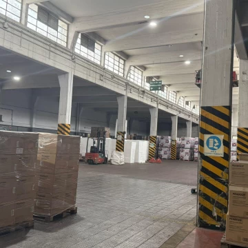 Depósito de 2610 m2 cubiertos en Alquiler - La Tablada