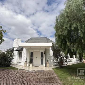 Casa a la Venta en San Isidro, Villa Allende