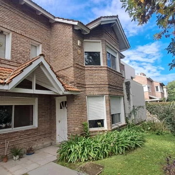 VENTA CASA CON JARDIN - FISHERTON SANTA FE