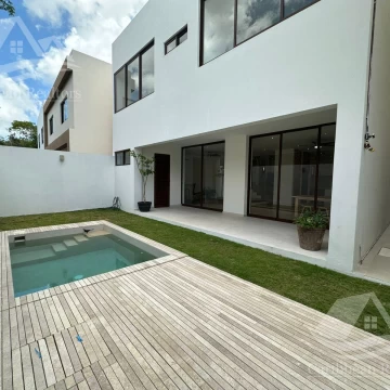 Casa en Venta  Fraccionamiento Vía Cumbres
